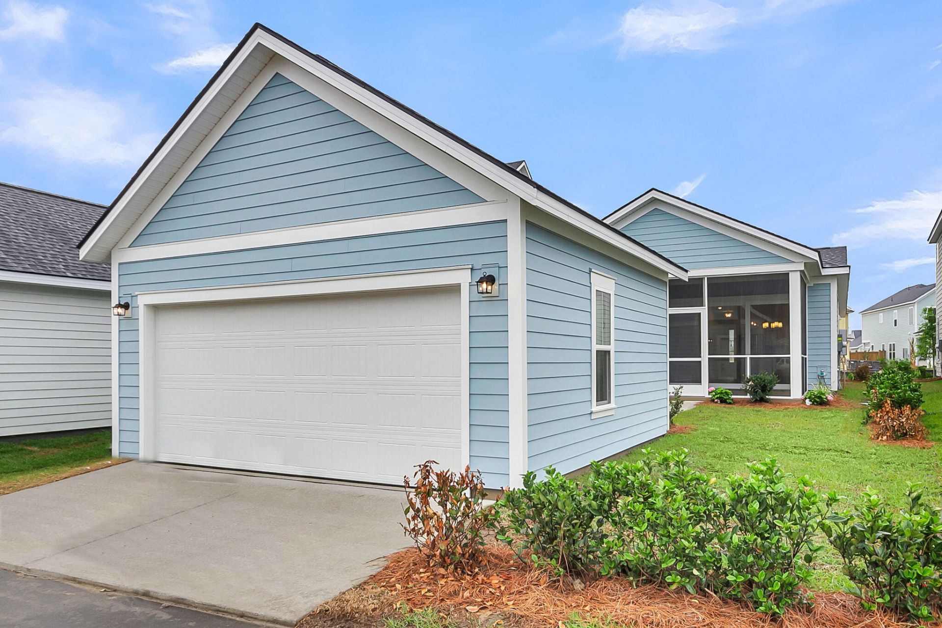 777 Blueway Avenue Photo 37
