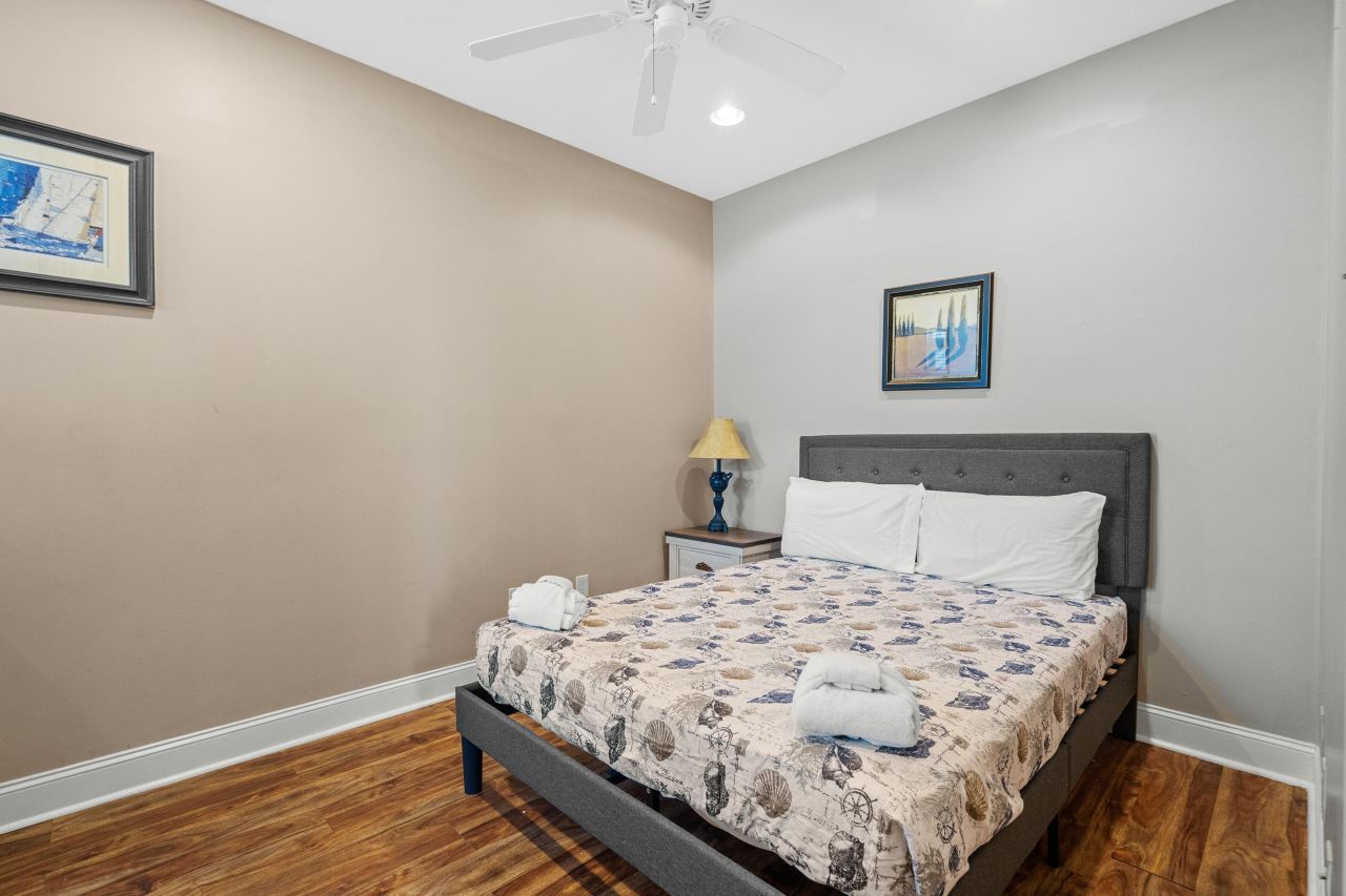 213 76th Ave. N Photo 36