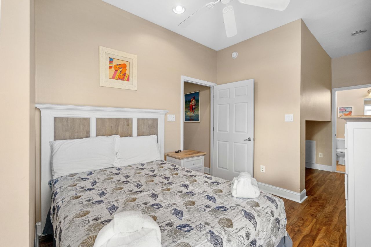 213 76th Ave. N Photo 45