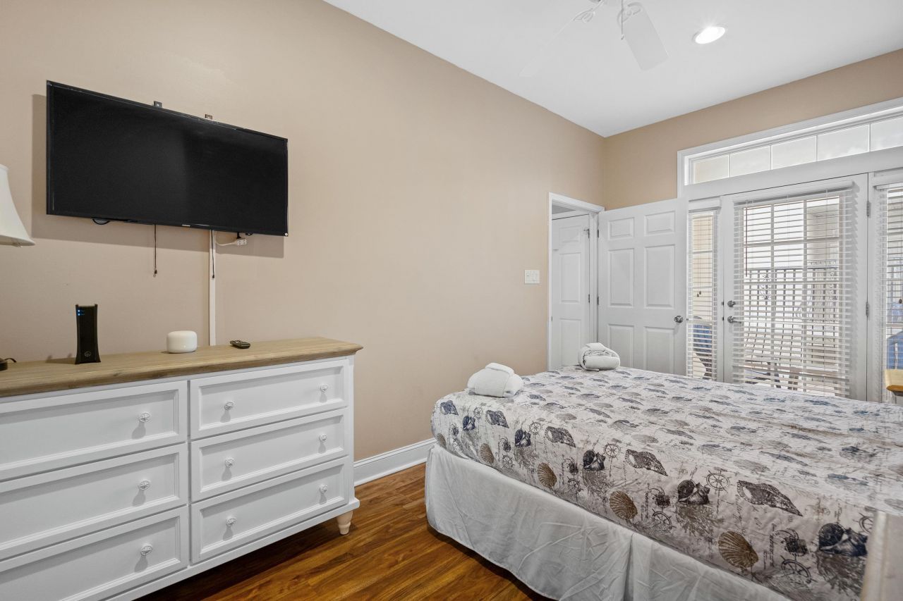 213 76th Ave. N Photo 48