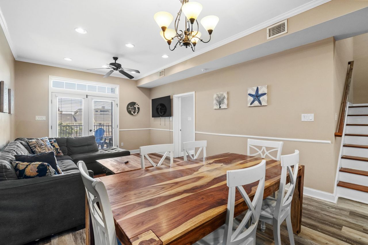 213 76th Ave. N Photo 9