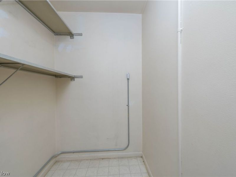 12520 Edgewater Drive, Unit 210, Lakewood, OH 44107 Photo 16