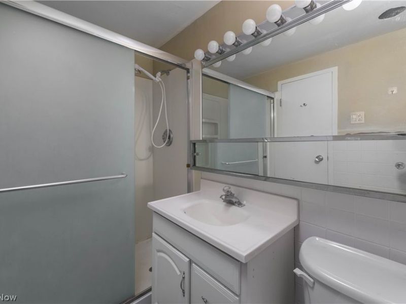 12520 Edgewater Drive, Unit 210, Lakewood, OH 44107 Photo 33