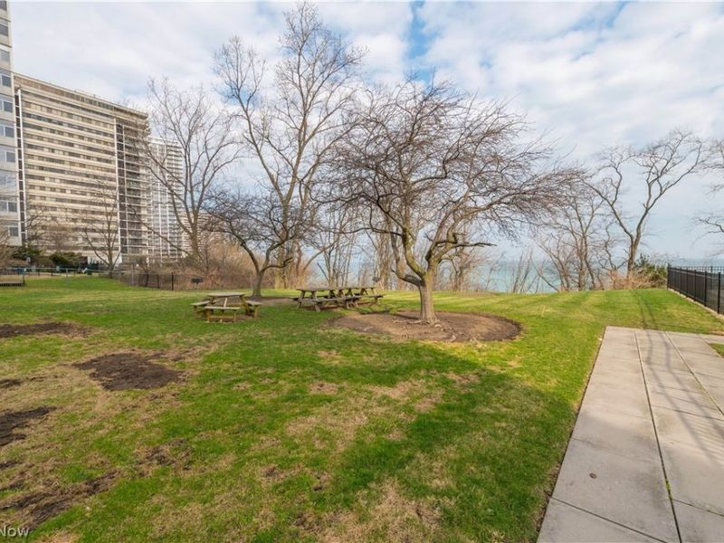 12520 Edgewater Drive, Unit 210, Lakewood, OH 44107 Photo 41