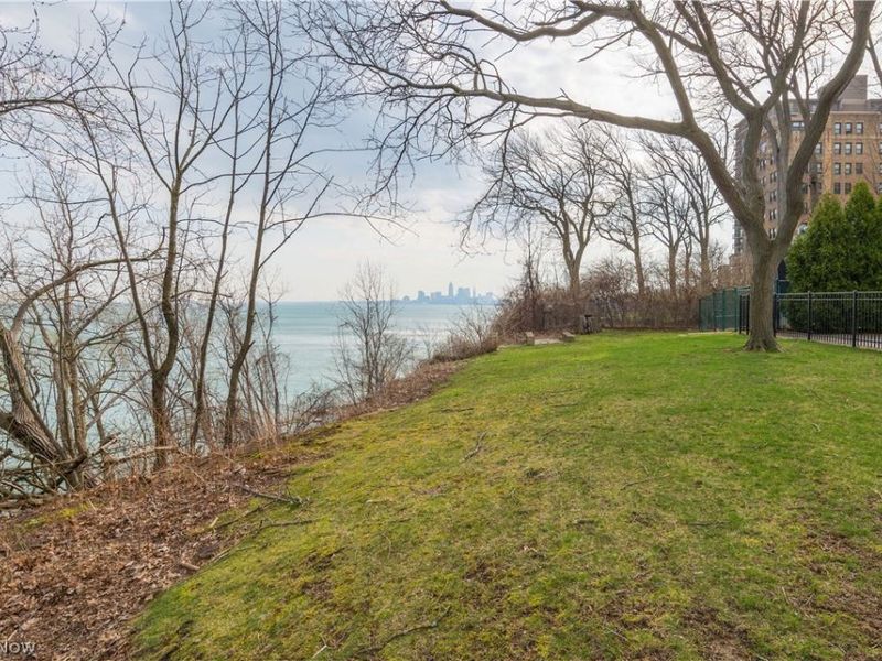 12520 Edgewater Drive, Unit 210, Lakewood, OH 44107 Photo 42