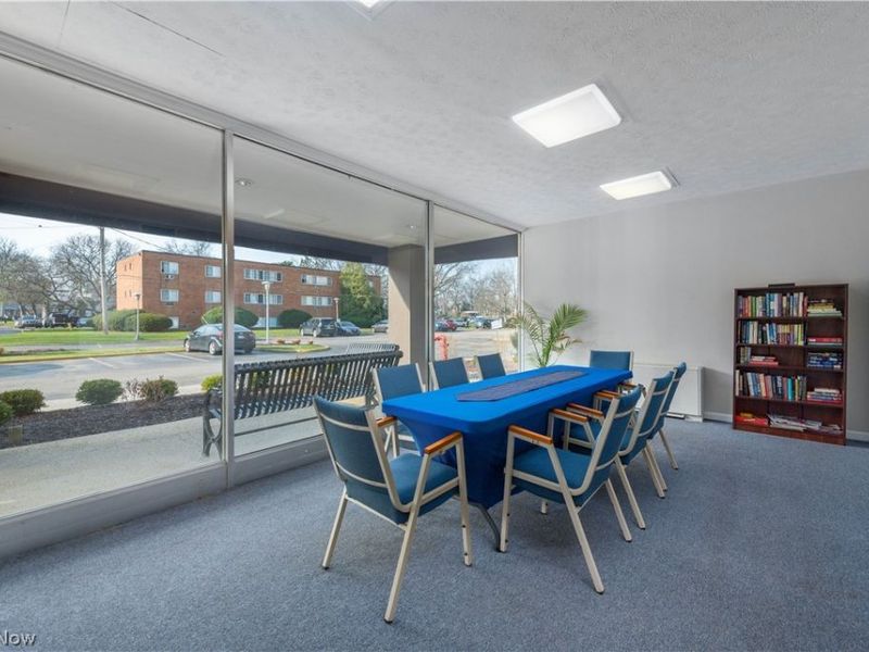 12520 Edgewater Drive, Unit 210, Lakewood, OH 44107 Photo 7