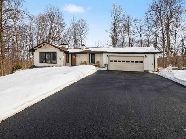 498 Hull Street, Boyne City, MI 49712