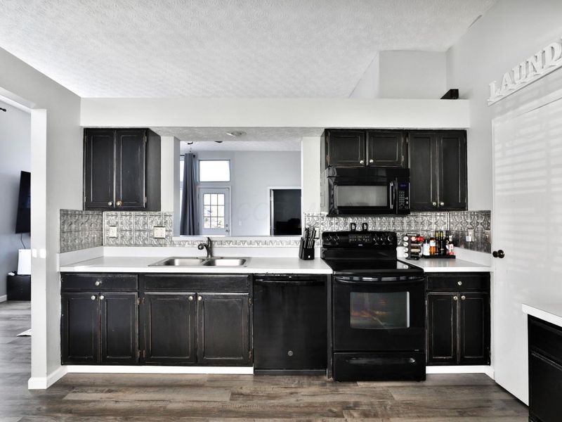 3079 Alderbrook Drive, Pickerington, OH 43147 Photo 8