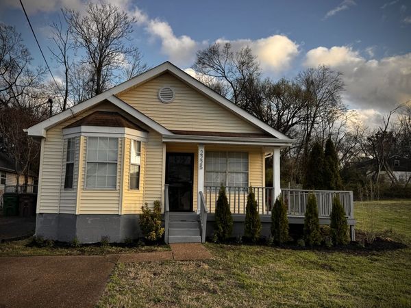 2225 Cruzen St, Nashville, TN 37211
