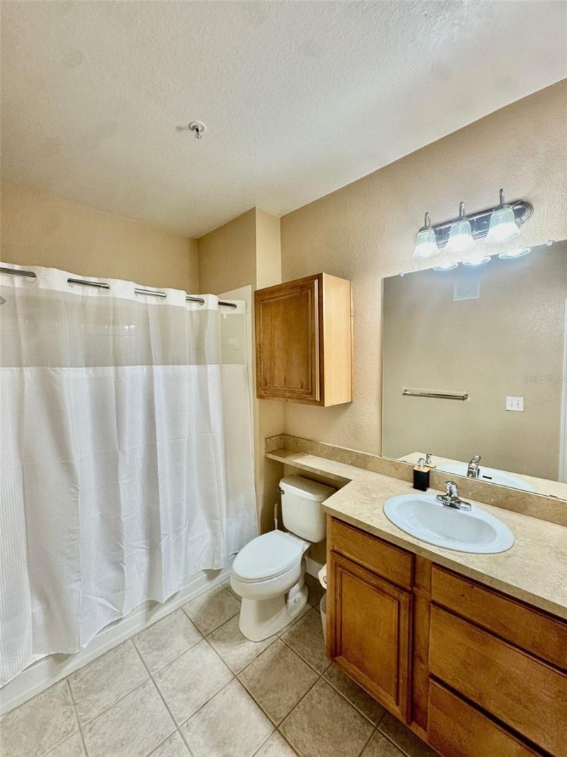 8341 38th Street Circle E, Unit 201, Sarasota, FL 34243 Photo