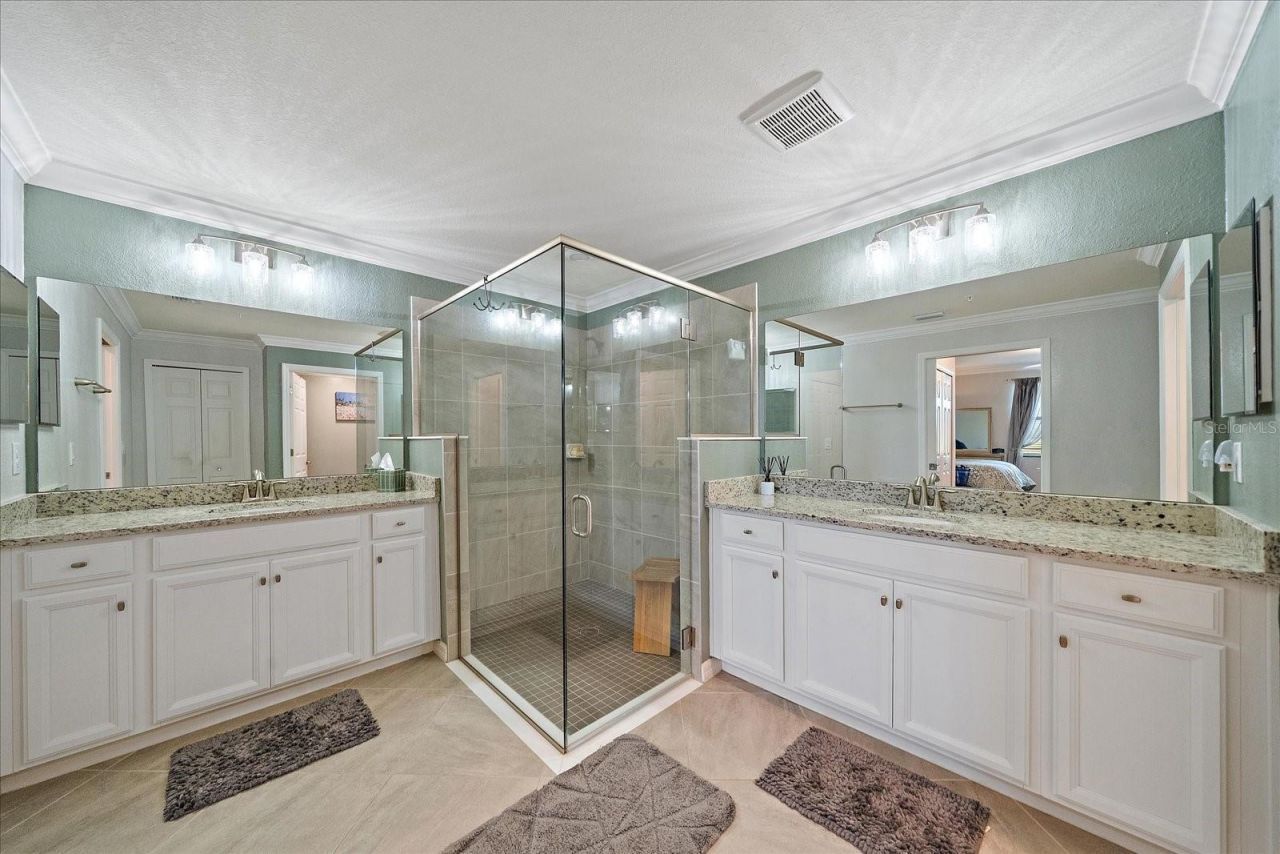 18027 Gawthrop Drive, Unit 101, Bradenton, FL 34211 Photo