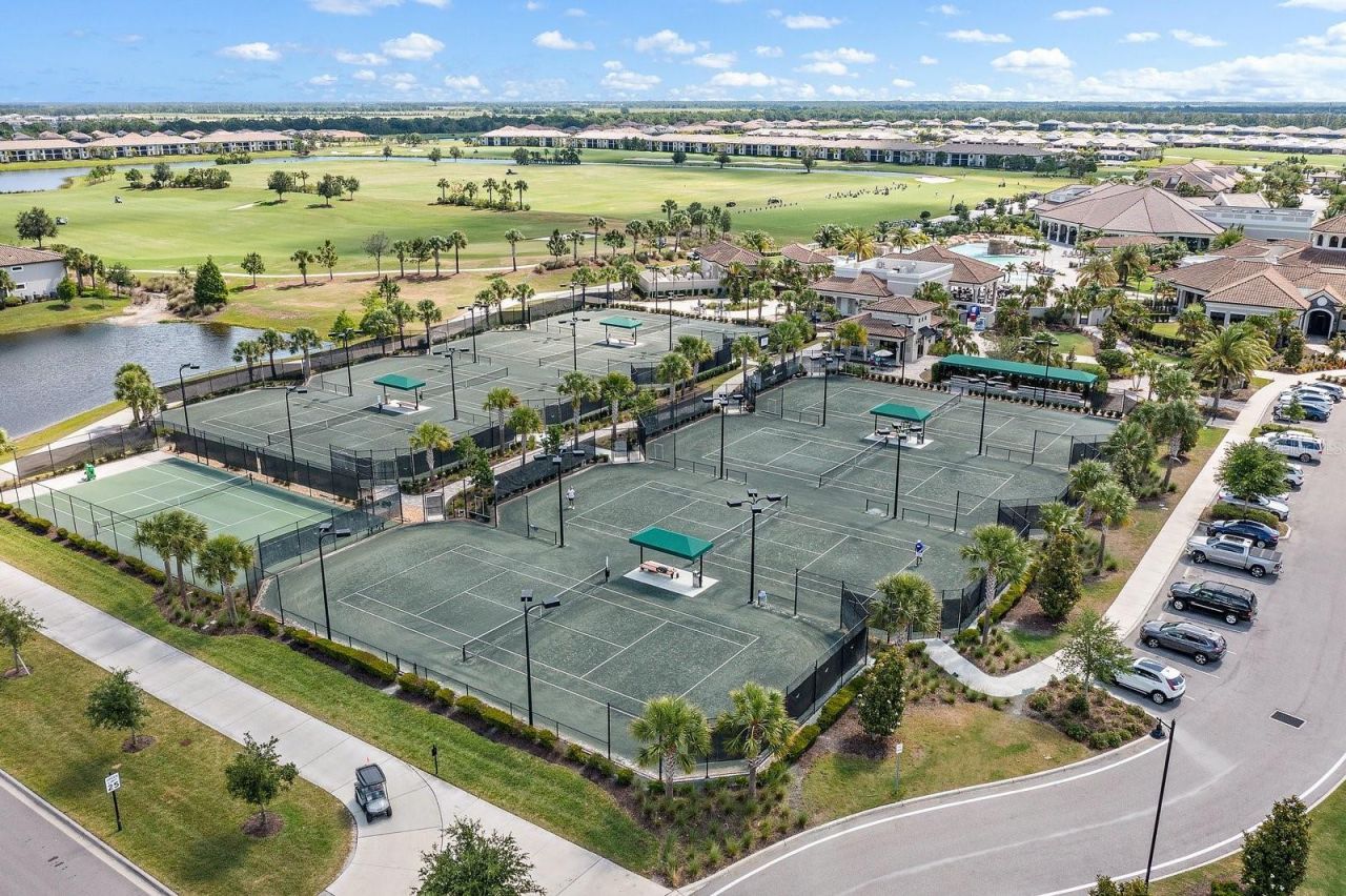 18027 Gawthrop Drive, Unit 101, Bradenton, FL 34211 Photo