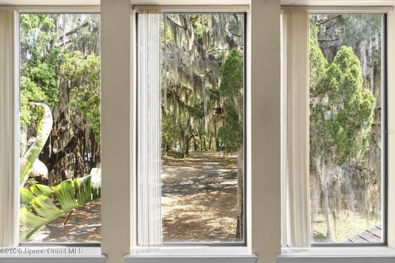 130 N Carpenter Road , Titusville, FL 32796 Photo