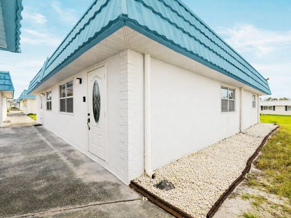 1801 BEDFORD LANE , Unit 27, SUN CITY CENTER, FL 33573