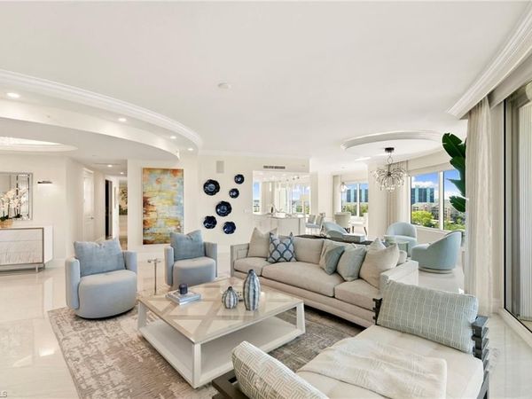 13665 Vanderbilt DR, Unit 701, NAPLES, FL 34110