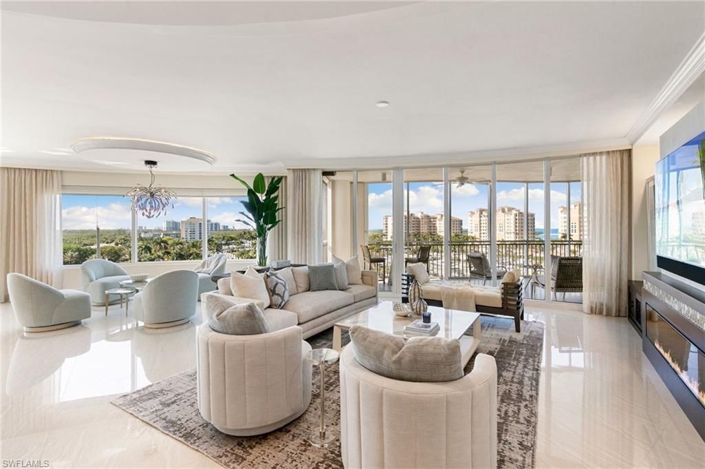 13665 Vanderbilt Dr, Unit 701, Naples, FL 34110 Photo