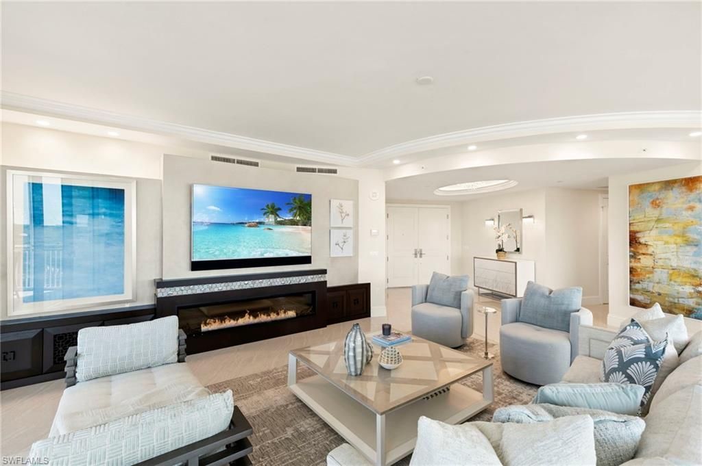 13665 Vanderbilt Dr, Unit 701, Naples, FL 34110 Photo