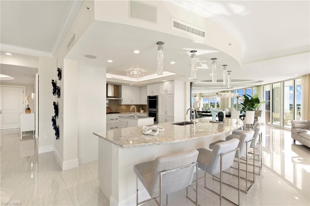 13665 Vanderbilt Dr, Unit 701, Naples, FL 34110 Photo