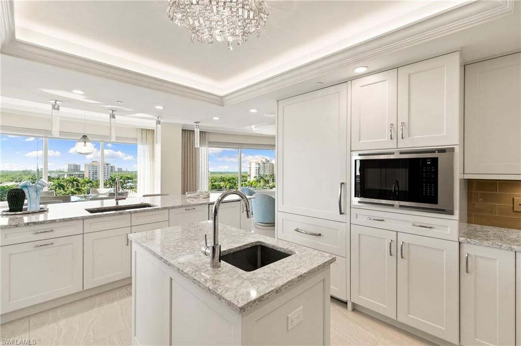 13665 Vanderbilt Dr, Unit 701, Naples, FL 34110 Photo