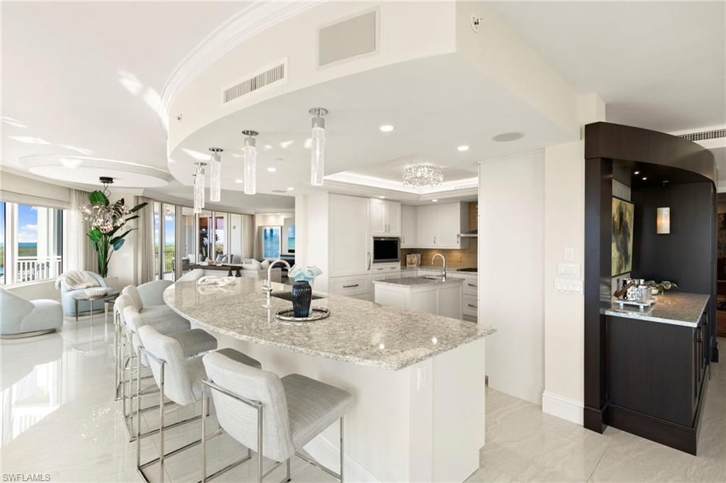 13665 Vanderbilt Dr, Unit 701, Naples, FL 34110 Photo