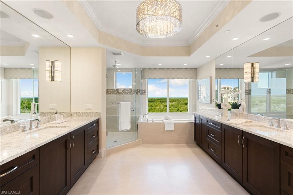 13665 Vanderbilt Dr, Unit 701, Naples, FL 34110 Photo