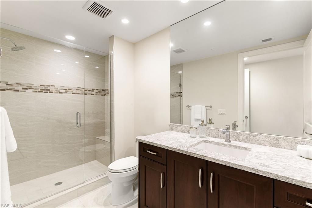 13665 Vanderbilt Dr, Unit 701, Naples, FL 34110 Photo