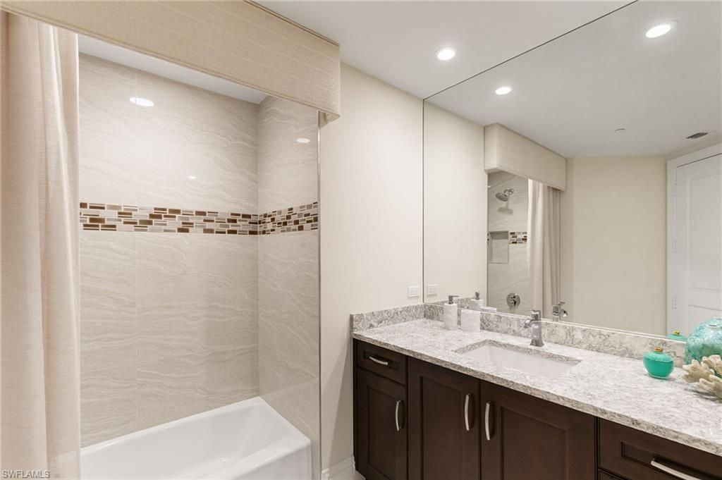 13665 Vanderbilt Dr, Unit 701, Naples, FL 34110 Photo