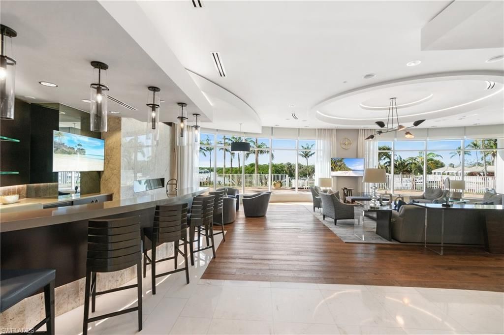 13665 Vanderbilt Dr, Unit 701, Naples, FL 34110 Photo