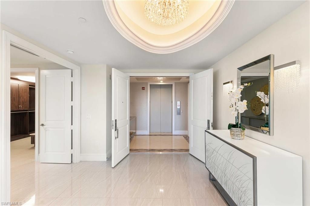 13665 Vanderbilt Dr, Unit 701, Naples, FL 34110 Photo