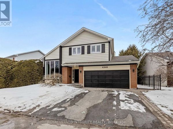 6368 Viseneau Drive, Ottawa, ON K1C2J2