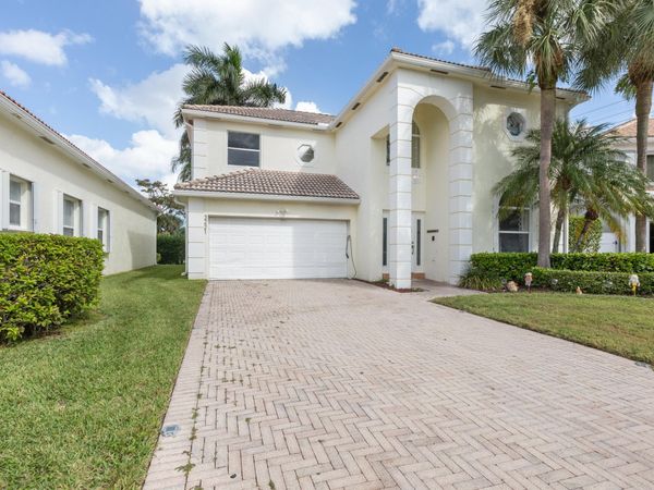 3221 El Camino Real, West Palm Beach, FL 33409