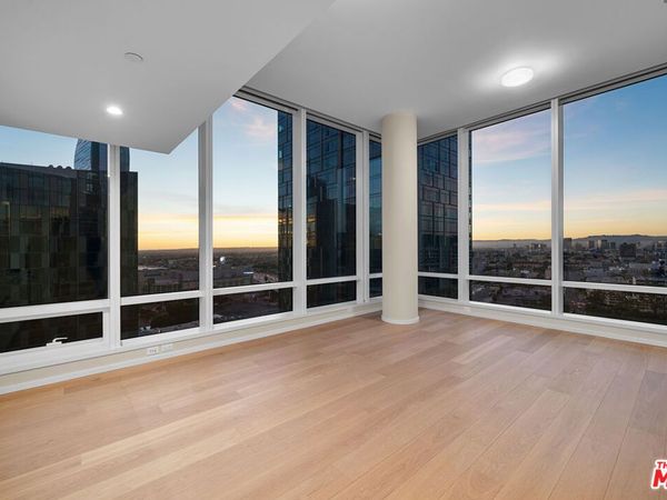 877 Francisco Street, Unit 2211, Los Angeles, CA 90017