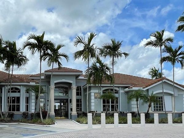 9640 NW 2 St , Unit 5106, Pembroke Pines, FL 33024