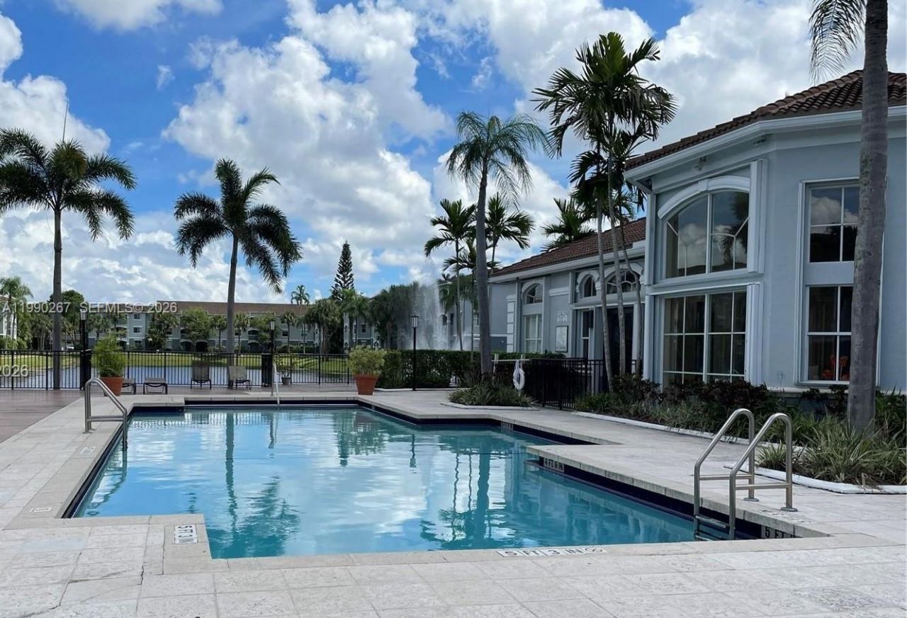 9640 NW 2 St , Unit 5106, Pembroke Pines, FL 33024 Photo