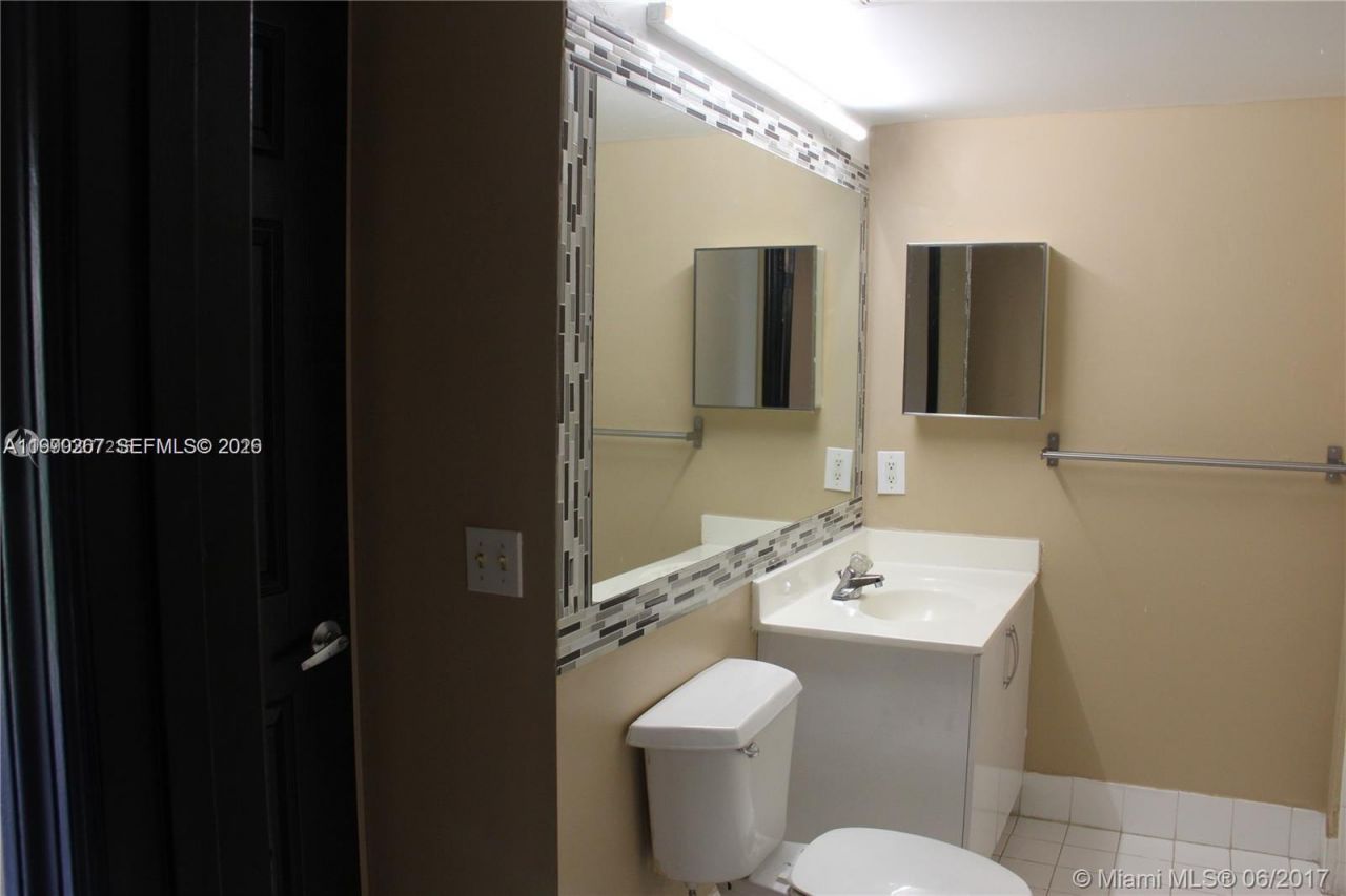 9640 NW 2 St , Unit 5106, Pembroke Pines, FL 33024 Photo