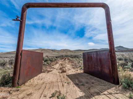 15700 Dry Valley Road, Reno, NV 89508 Photo