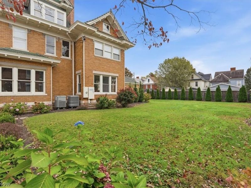 1358 Market Street, Parkersburg, WV 26101 Photo 5