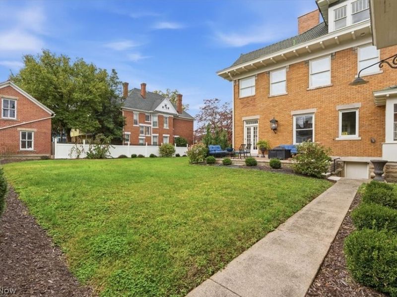 1358 Market Street, Parkersburg, WV 26101 Photo 9