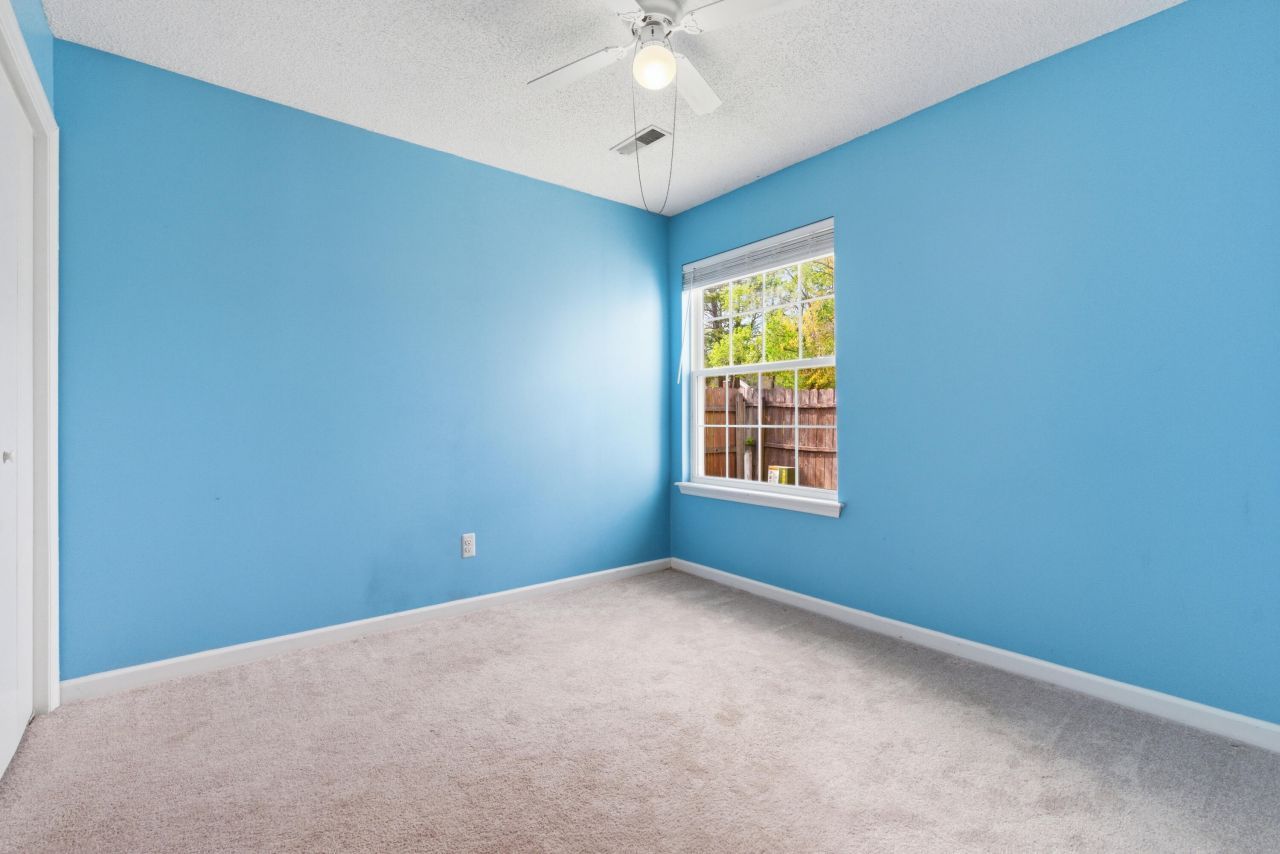 106 Fern Court Photo 20