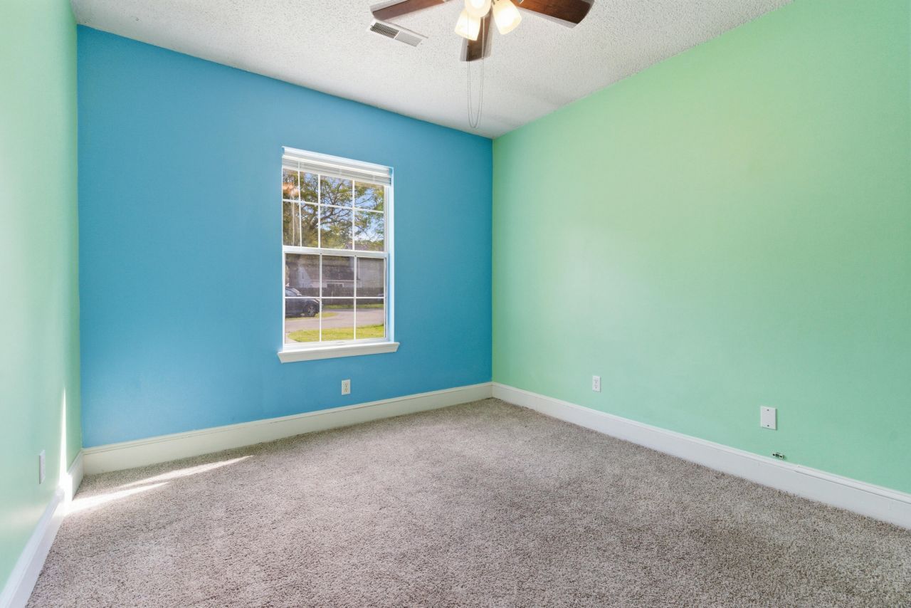 106 Fern Court Photo 22