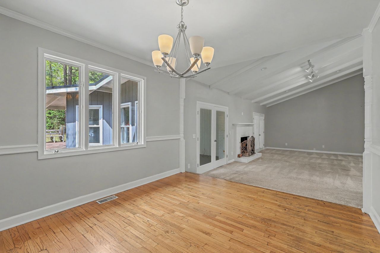 825 Patriots Way Photo 11