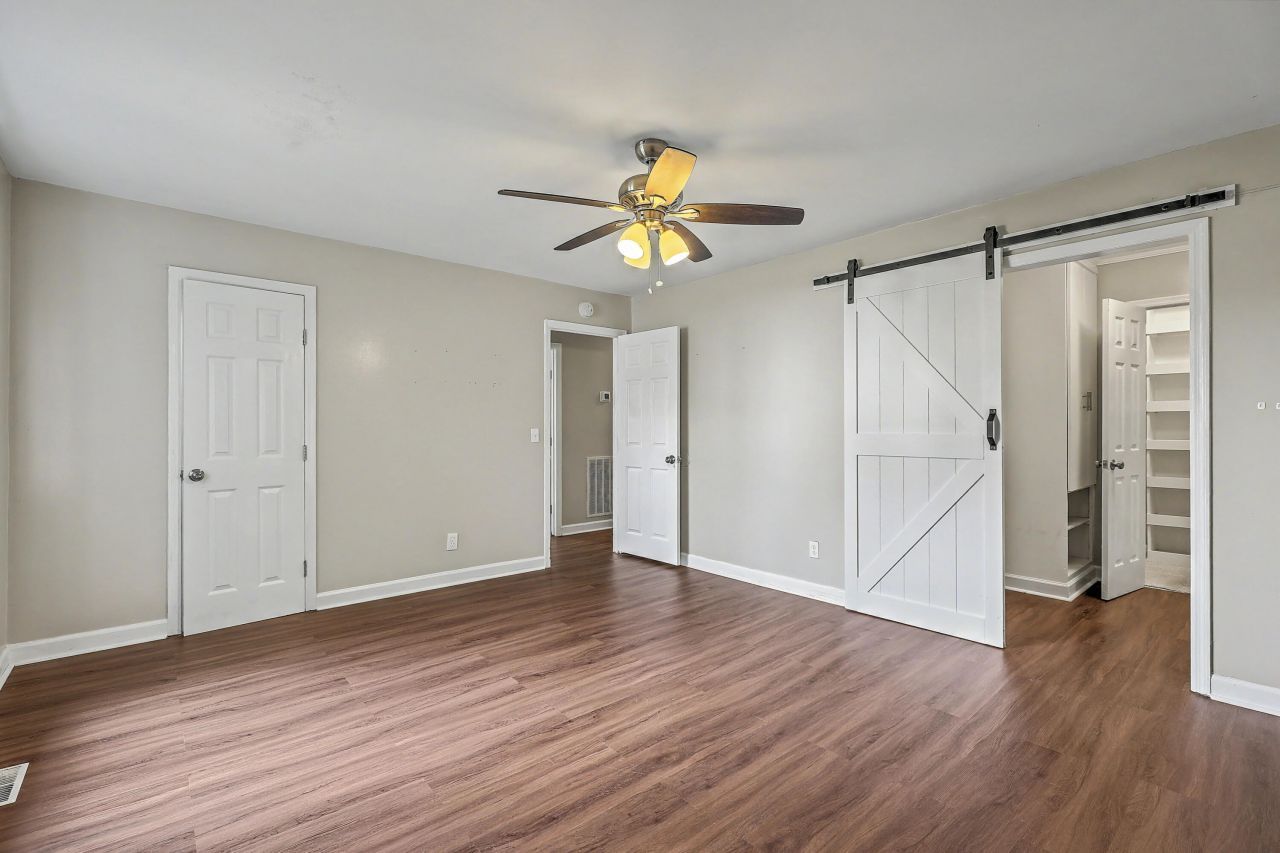 825 Patriots Way Photo 25