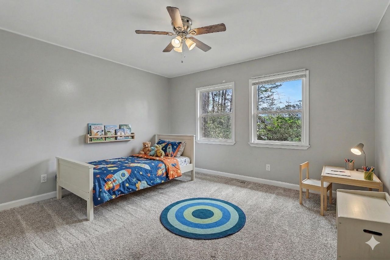 825 Patriots Way Photo 38