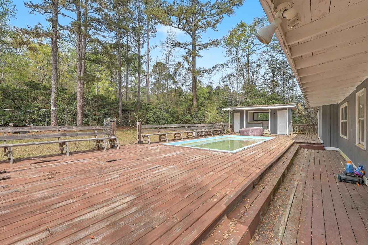 825 Patriots Way Photo 41