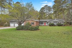 825 Patriots Way photo 4