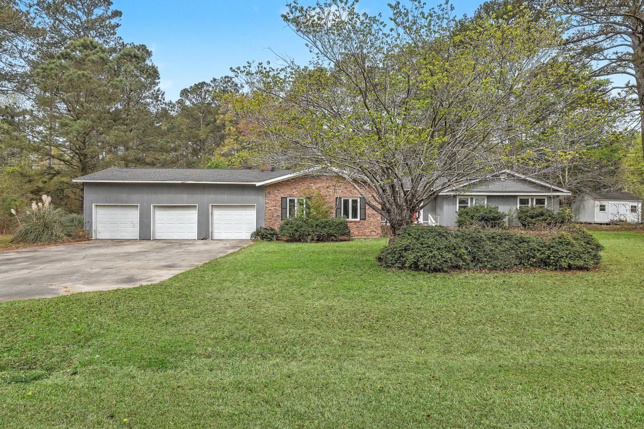 825 Patriots Way Photo 50