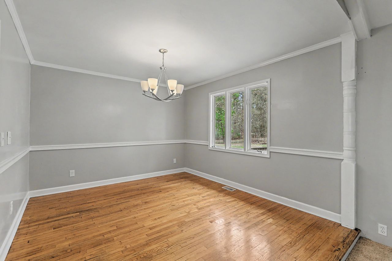 825 Patriots Way Photo 9