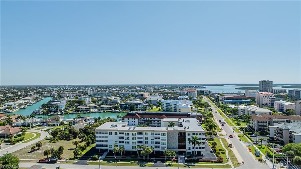 921 Seagrape Dr, Unit 308B, Marco Island, FL 34145 Photo