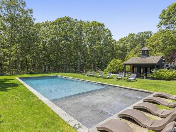 90 Denise Street , Sag Harbor, NY 11963