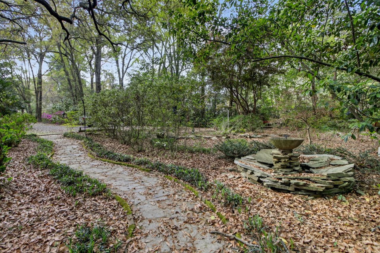 108 Rutherford Street Photo 18